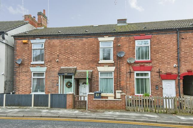 2 bed property, in Newton Road, £130,000