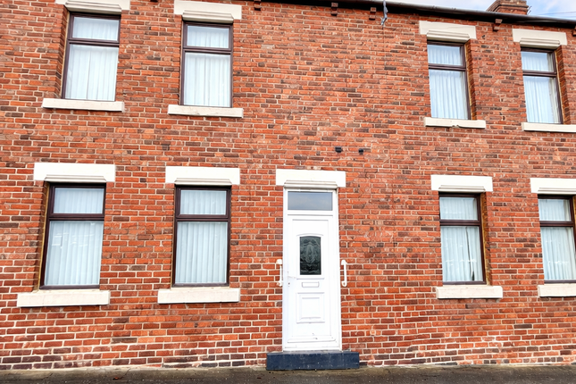 4 bed property, in The Terrace, £125,000