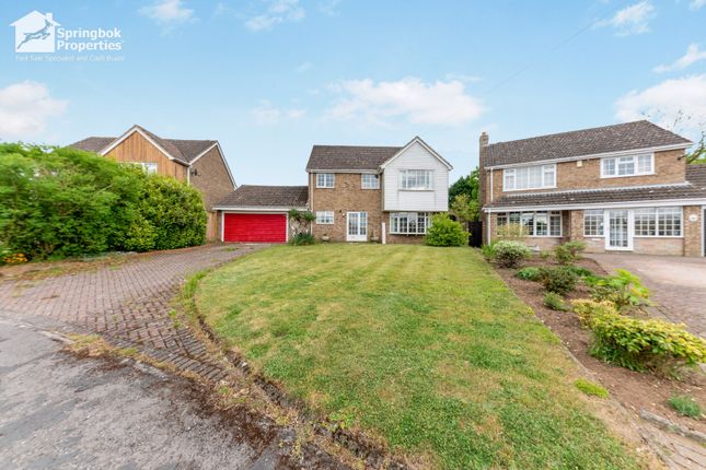 4 bed property, in Lincoln Drive, £310,000