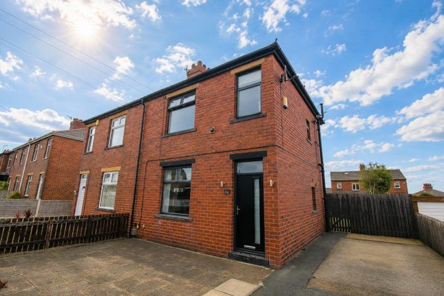 2 bed property, in Glenlow Road, £200,000