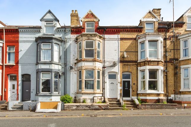 5 bed property, in Spellow Lane, £200,000