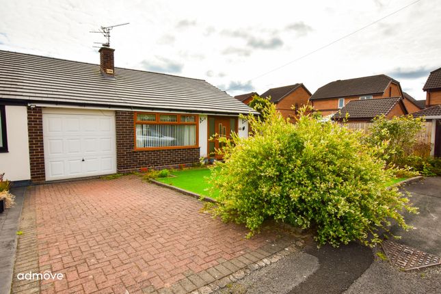 2 bed property, in Orchard Street, £270,000