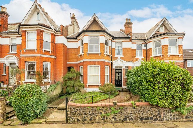 3 bed property, in Alexandra Park Road, £750,000