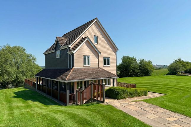4 bed property, in 26 Wiltshire Crescent, £550,000