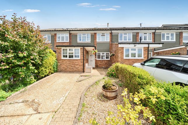 3 bed property, in Fairfield Close, £625,000