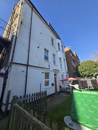 2 bed property, in King Edward Road, £350,000
