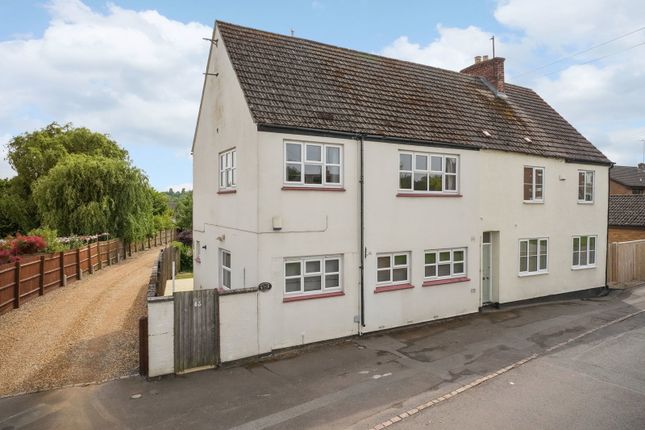 3 bed property, in Berry Lane, £425,000