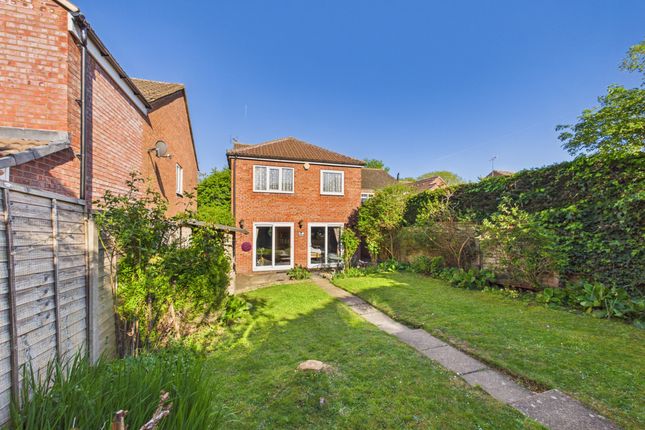 4 bed property, in Pigeon Farm Road, £550,000