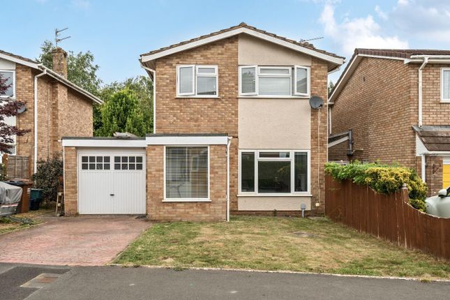 3 bed property, in Manning Avenue, £325,000