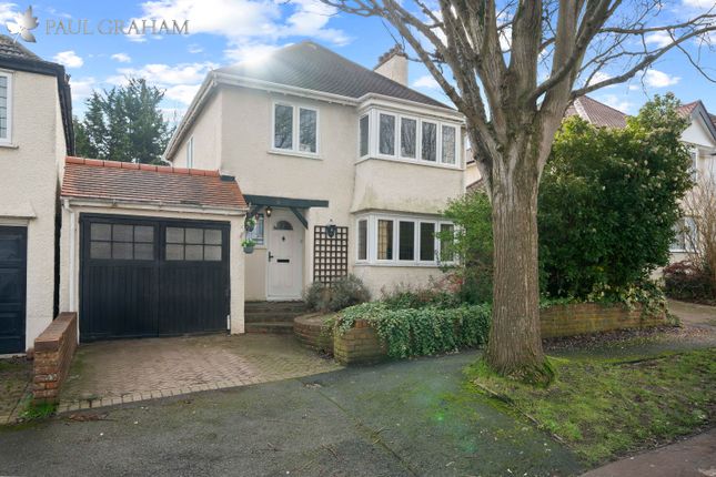 3 bed property, in Cosdach Avenue, £695,000