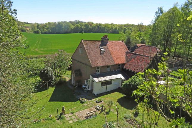 4 bed property, in Frieth Road, £800,000