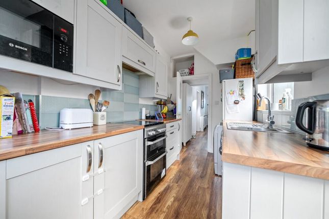 3 bed property, in Ridge Crest, £650,000