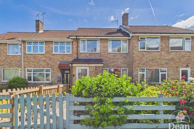 3 bed property, in The Links, £220,000