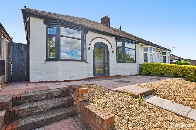 2 bed property, in Halton Brow, £280,000