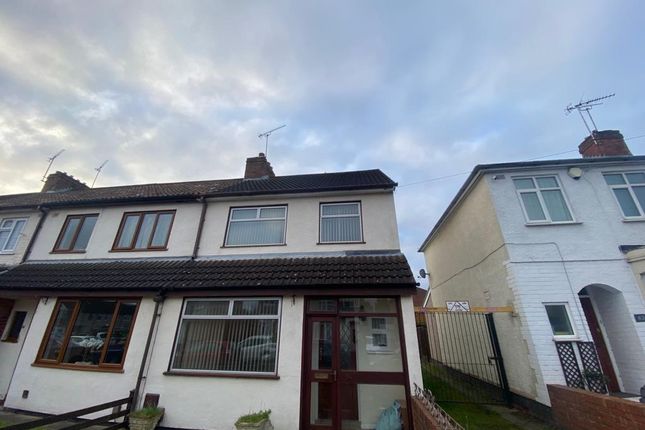 3 bed property, in Dunster Place, £155,000