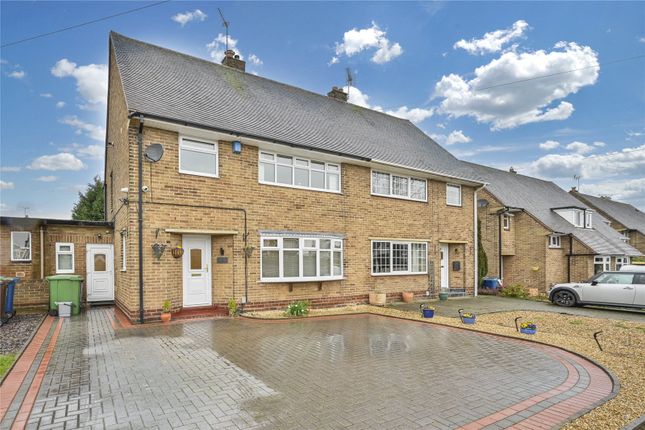 3 bed property, in Border Way, £225,000