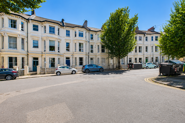 Studio, in Buckingham Road, £120,000