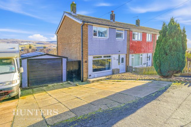 3 bed property, in Shore Mount, £245,000