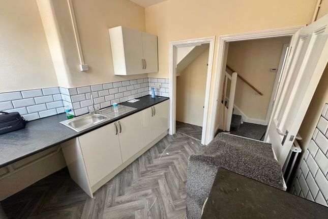 4 bed property, in George Street, £134,950