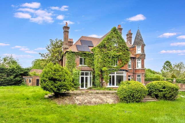 6 bed property, in Copyhold Lane, £1,500,000