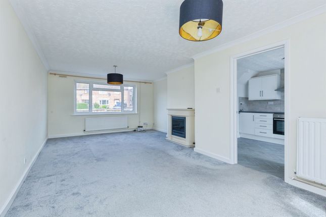 3 bed property, in Hazel Street, £240,000