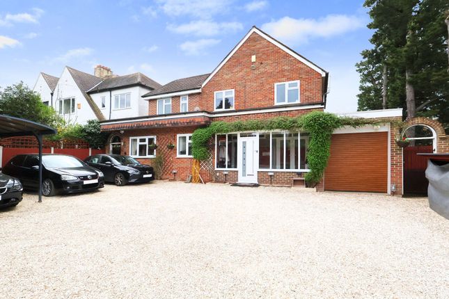 6 bed property, in The Glade, £1,050,000