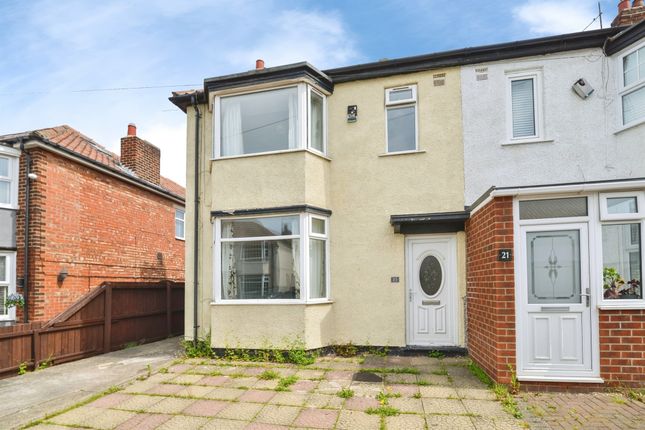 3 bed property, in Downside Road, £120,000
