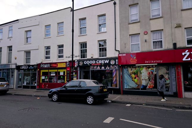 4 bed property, in High Street, £285,000