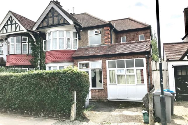 6 bed property, in Northwick Avenue, £795,000