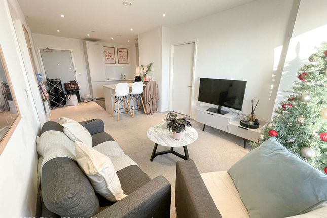 1 bed property, in Hulme Street, £280,000