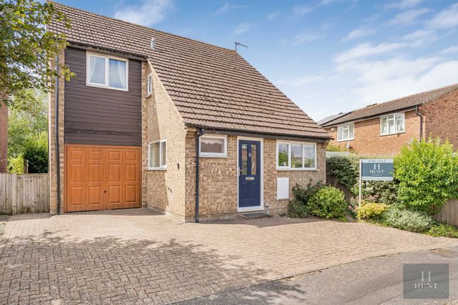 3 bed property, in Overton Drive, £450,000