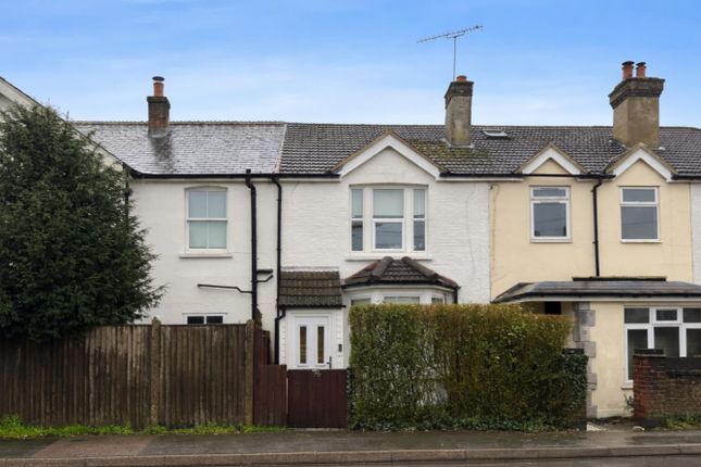 2 bed property, in Badshot Lea Road, £350,000