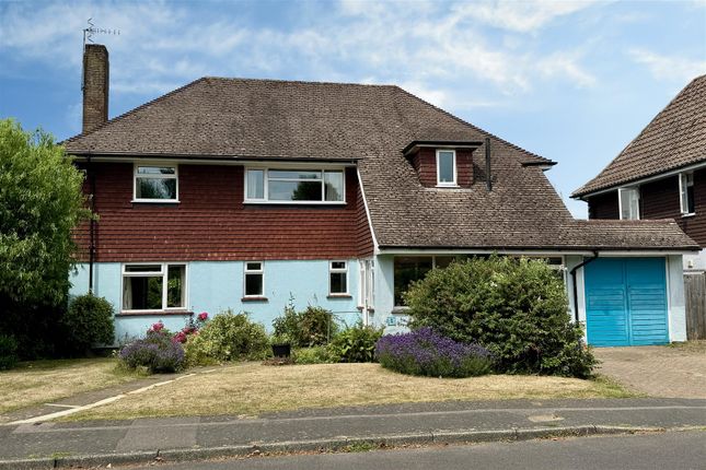4 bed property, in Busbridge, £925,000