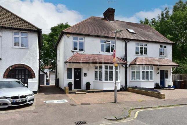 3 bed property, in Hill Crest, £649,950