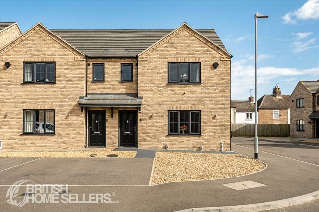 3 bed property, in Hardwick Close, £290,000
