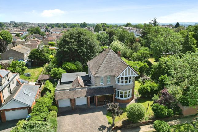 3 bed property, in Bradleigh Avenue, £1,050,000