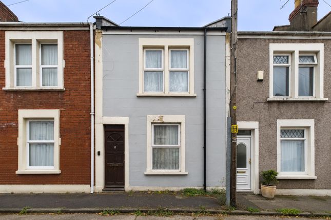 3 bed property, in Merioneth Street, £230,000