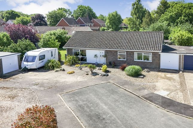 3 bed property, in Sheval Close, £375,000