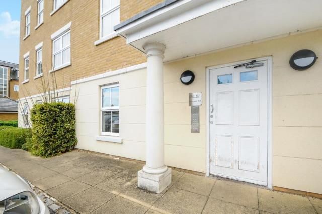 3 bed property, in Reliance Way, £349,500
