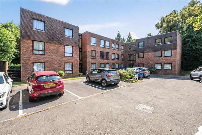 2 bed property, in Dene Road, £385,000