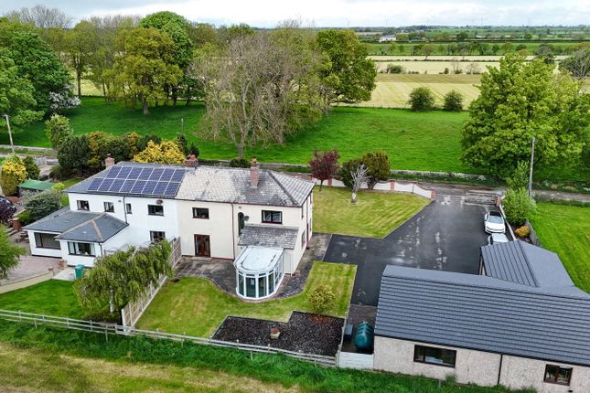 3 bed property, in 5 East Park, £425,000