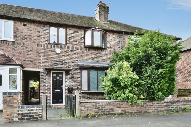4 bed property, in Bridgewater Road, £330,000