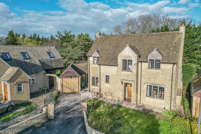3 bed property, in Bryants Close, £600,000