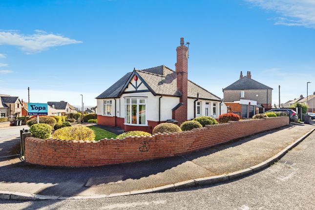 3 bed property, in Tom Lane, £270,000