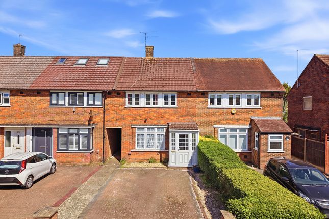 3 bed property, in Theobald Street, £470,000