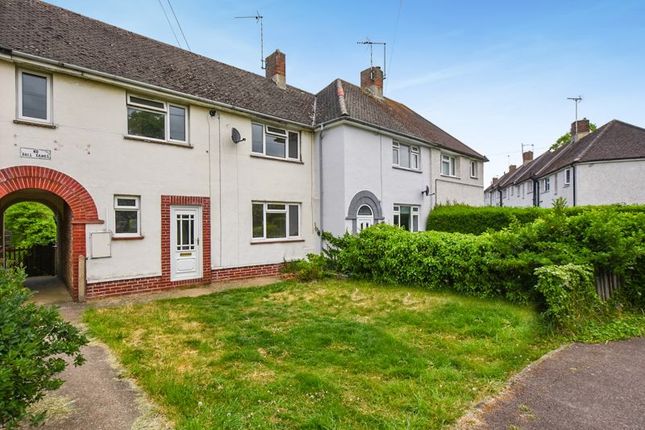 2 bed property, in Northumberland Avenue, £180,000