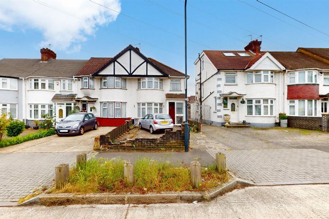 3 bed property, in 39 Park View, £599,950