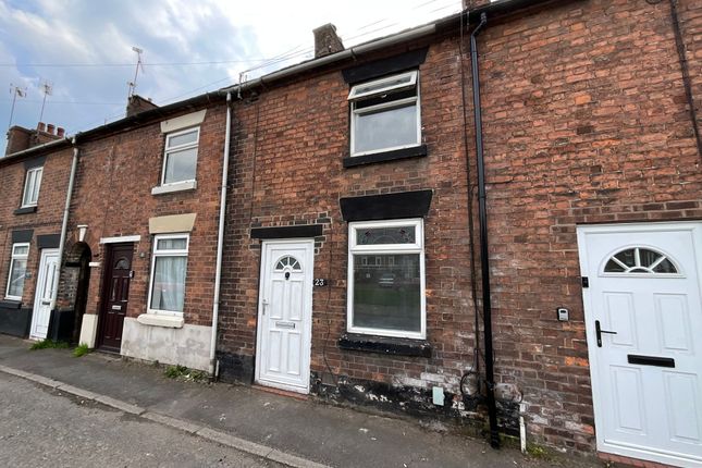 2 bed property, in Cheadle Road, £139,000
