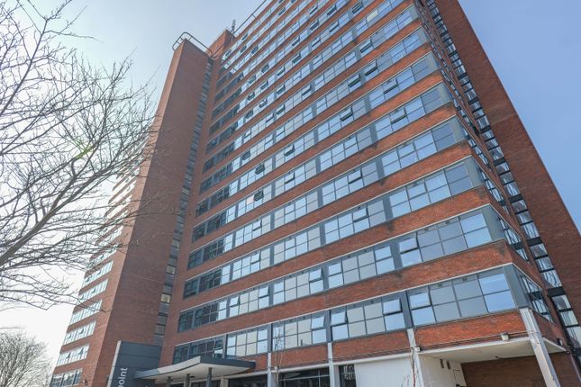 1 bed property, in Chester Road, £87,000
