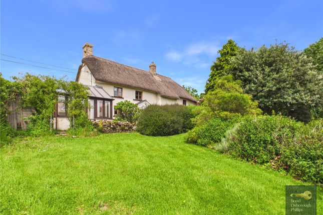 2 bed property, in Dowland, £275,000